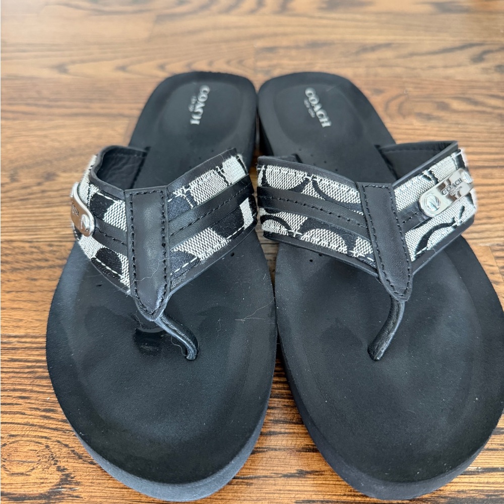 Coach Black Signature Canvas Thong Sandals with Silver Brand Tag - Picture 3 of 8